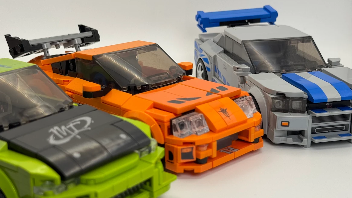 Brick-built display model preview